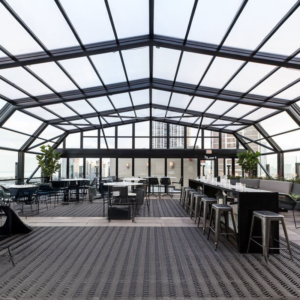 Restaurant retractable sunroom S111